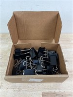 Lot of large binder clips