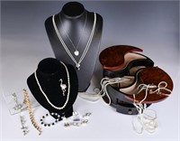 Group of 21 Assorted Jewelry