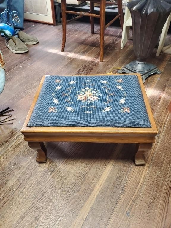 Vtg. Needlepoint Stool