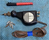 Burgess Engraver/ Vibrating Tool w/extra tips