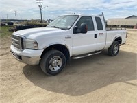 2005 Ford F250 Extended Cab 4 x 4