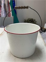 Vintage enamel bucket with handle