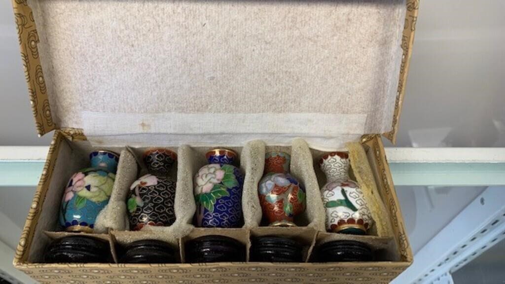 Vintage Miniature Asian Vase Gift Set