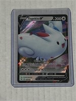 Pokemon Togekiss V 140/185 Vivid Voltage