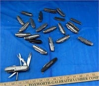 20 Assorted Multi Purpose Knives