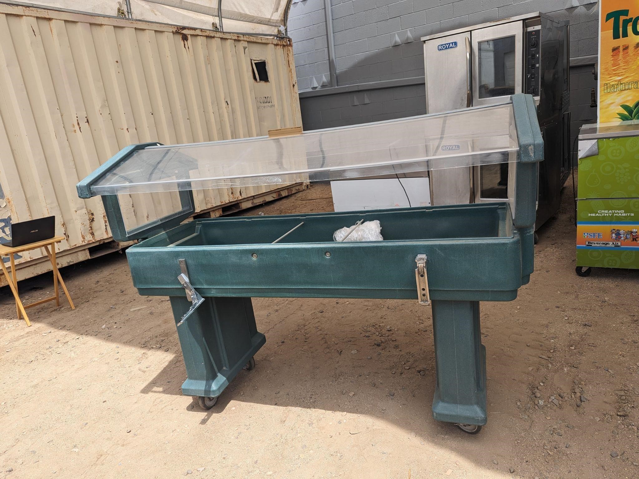 Cambro Salad Bar Cart - Untested