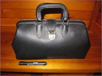 Older "Homa" Doctor Type Bag