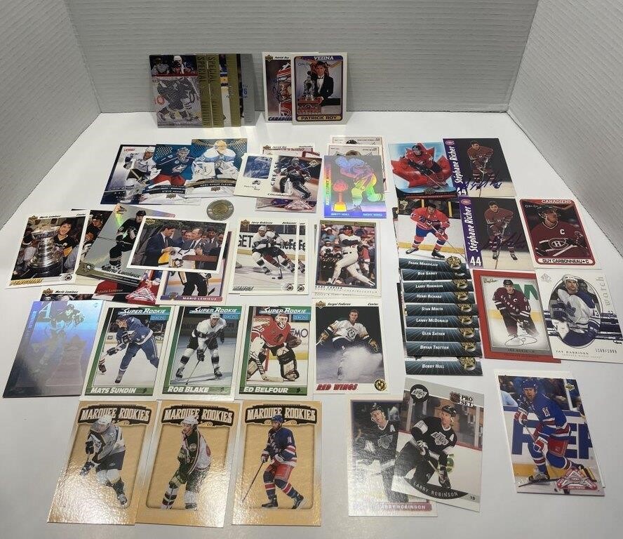 55 cartes hockey dont 3 autographiées