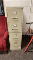 Very good condition Staples metal filing cabinet