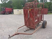 Cattle Squeeze Chute on Wheels
