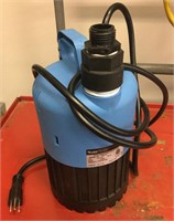 UTILITY 1/2 HP Electric Submersible Pump
