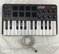 Akai Professional MPK mini Laptop Production