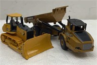 Diecast John Deere Bulldozer 1/50 | Huina Dump