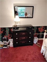 Hamilton style dresser and mirror with lamp