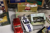 COLLECTION OF DIE CAST COLLECTABLES