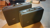 Two hard side suit case