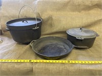 2 Cast Iron Dutch ovens & lrg. Frying Pan