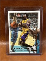 2001 Fleer Kobe Bryant Triple Crown #74