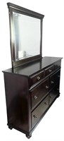 Dresser With Mirror