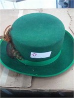 Green st patties day hat