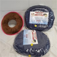 3 Ring Cushions   - G