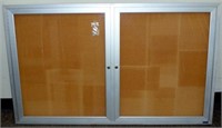 ** 3' x 5' Double Door Aluminum Display Case w/