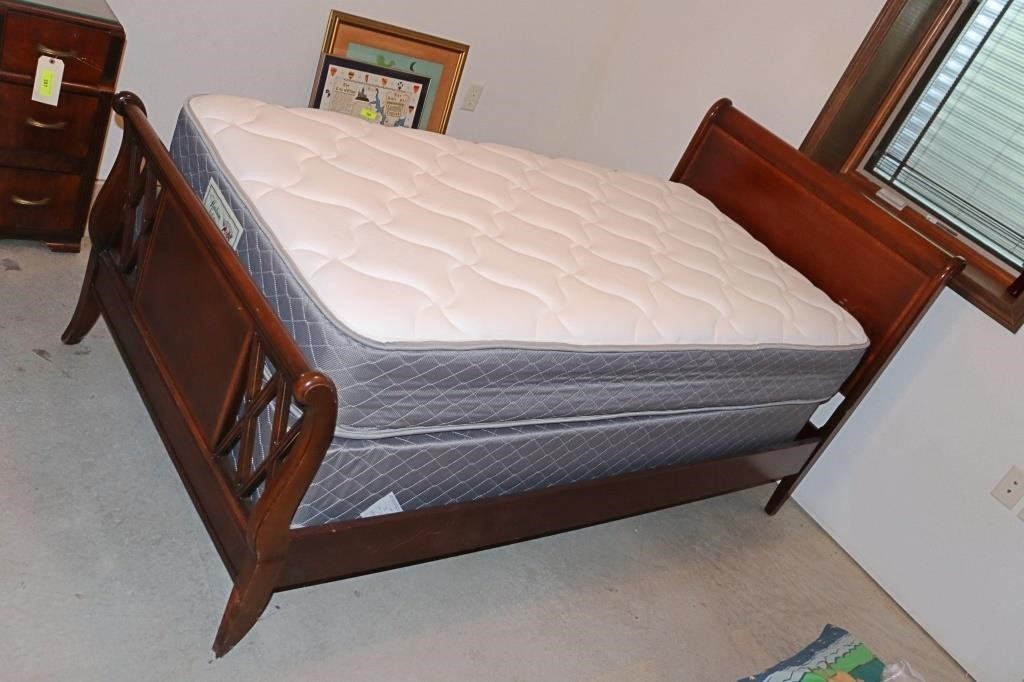 Mahogany Twin-size Bed