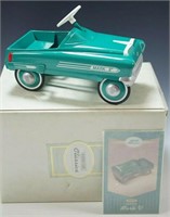 HALLMARK KIDDIE CAR CLASSICS 1956 MARK V CAR