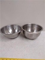 2 stainless mixing bowls