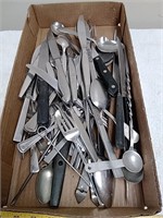Group of miscellaneous flatware