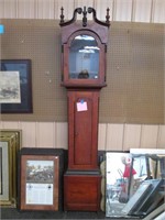 Clock Case w/Key. NO CLOCK, CASE ONLY.