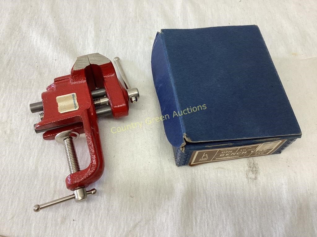 Mini Bench Vise