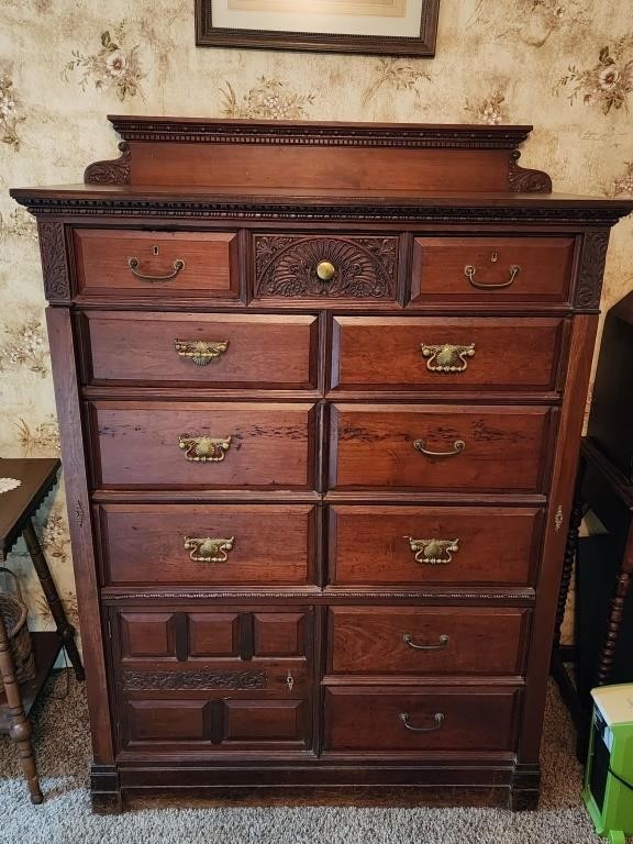 Victorian Side Lock Chest Of Drawers