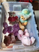 Mixed lot of plushies