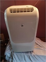 GE Portable Air Conditioner 10,000 BTU works