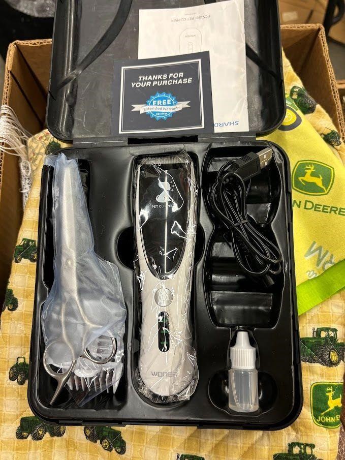 Pet clippers/shave kit