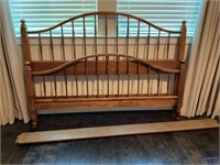 Ethan Allen Queen Maple Wood Bed