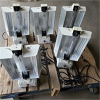 5 greenhouse lights with adjustable light output