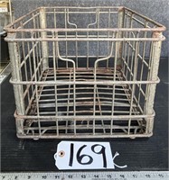 Bowman Farm Dairy Wire Metal Milk Crate