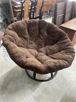 Papasan chair