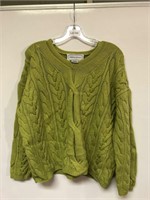 Size Small Adrienne Vittadini Sweater