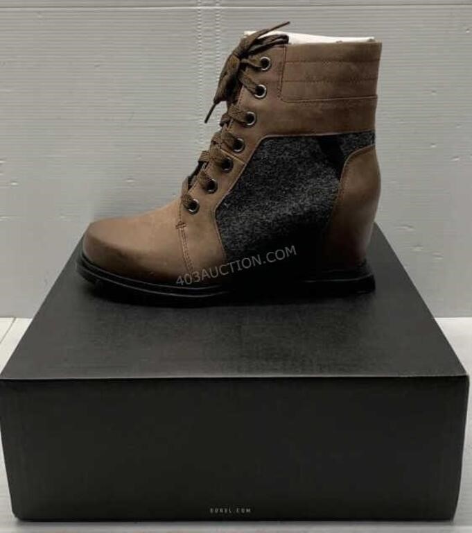 Sz 10.5 Ladies Sorel Waterproof Boots - NEW $215