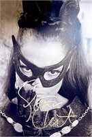 Autograph COA Catwoman Photo