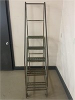 Rolling Industrial Step Ladder