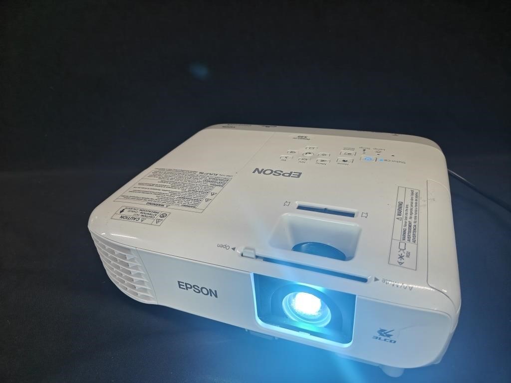 Epson PowerLite X39 XGA 3LCD Projector