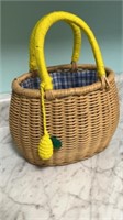 Fun straw handbag, adjustable liner, 13 x 11 x 7.