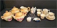 Lot de petite vaisselle en porcelaine