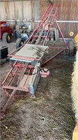 Hayrite 24' Square Bale Elevator