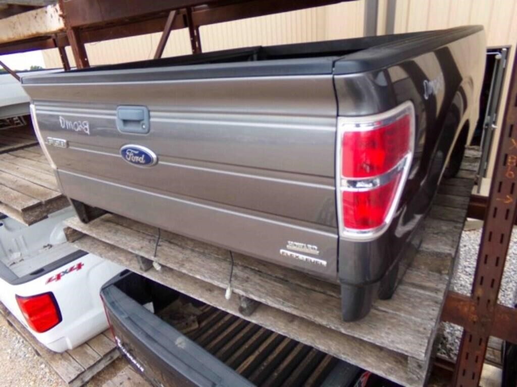 FORD F150 PICKUP BOX