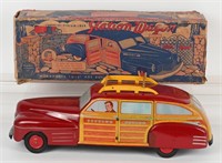 WYANDOTTE STREAMLINE STATION WAGON w/ BOX